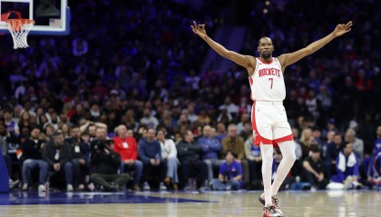 九游电脑版下载-记者：37岁杜兰特背靠背打了85分钟 老同志太卷了